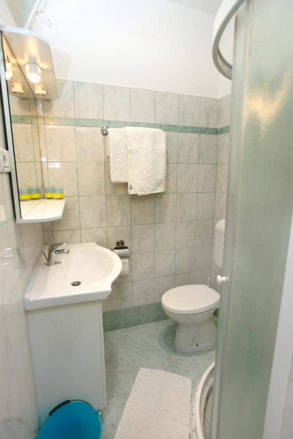 Dino Studio And Room Apartments Portorož Eksteriør billede